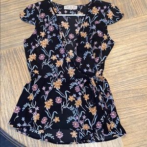 Floral short sleeved blouse
